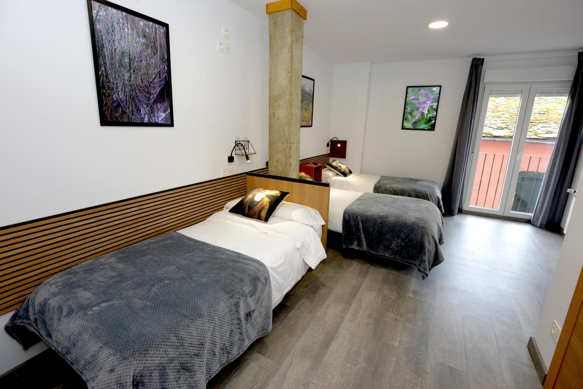 Hostel El Campano Villafranca Del Bierzo Eksteriør bilde