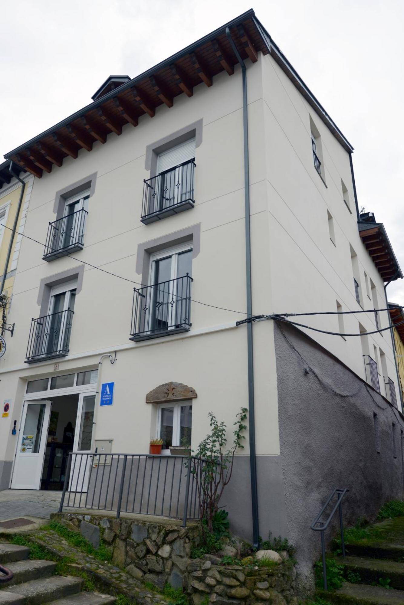 Hostel El Campano Villafranca Del Bierzo Eksteriør bilde
