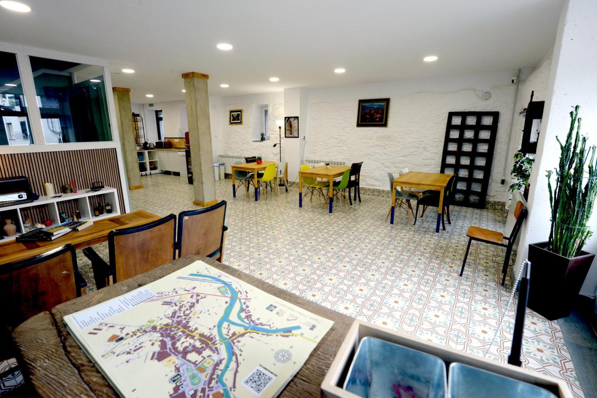 Hostel El Campano Villafranca Del Bierzo Eksteriør bilde
